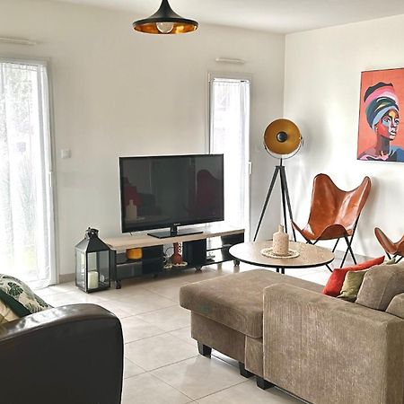 Villa Avec Piscine Chauffee Trois Chambres Saint-Sulpice-de-Royan Eksteriør billede